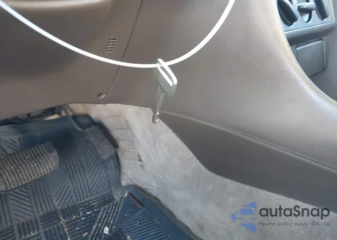 1999 Toyota Camry Le из США, поврежденный, VIN 4T1BG22KXXU437887